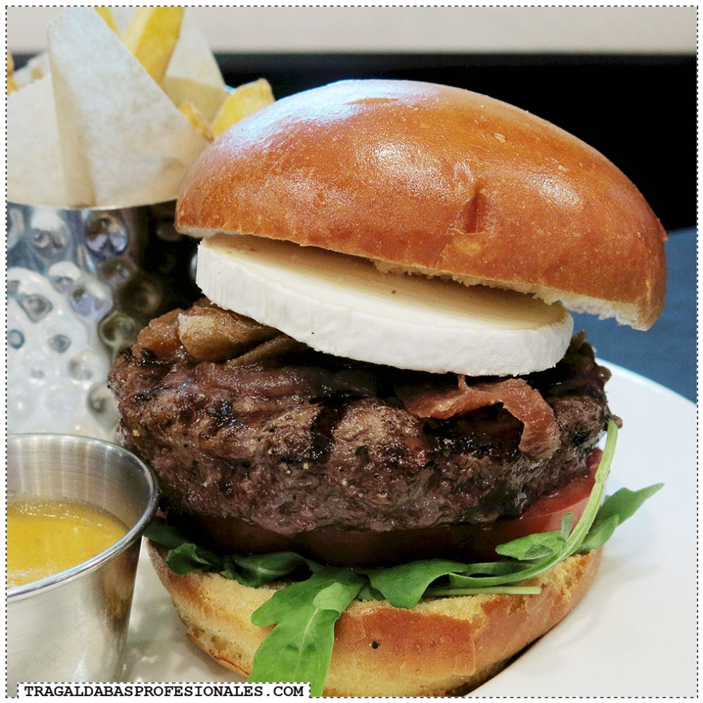 Tragaldabas Profesionales - Hamburguesas de Hard Rock Cafe Tragaldabas Profesionales - Hamburguesas de Hard Rock Cafe