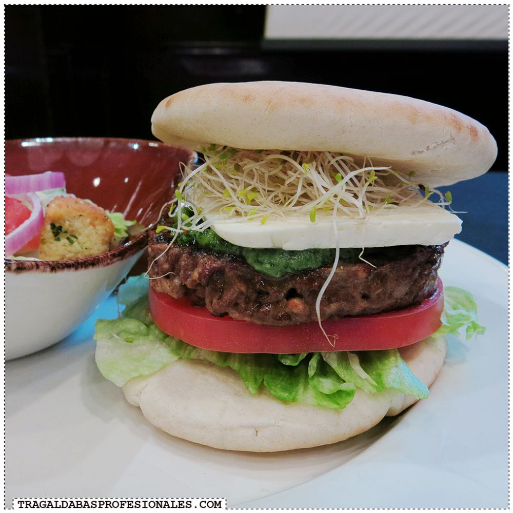 Tragaldabas Profesionales - Hamburguesas de Hard Rock Cafe Tragaldabas Profesionales - Hamburguesas de Hard Rock Cafe