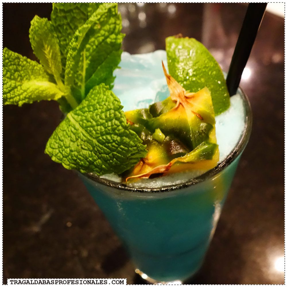 Tragaldabas Profesionales - Hard Rock Cafe - Cocktail Big Kablu Tragaldabas Profesionales - Hard Rock Cafe - Cocktail Big Kablu