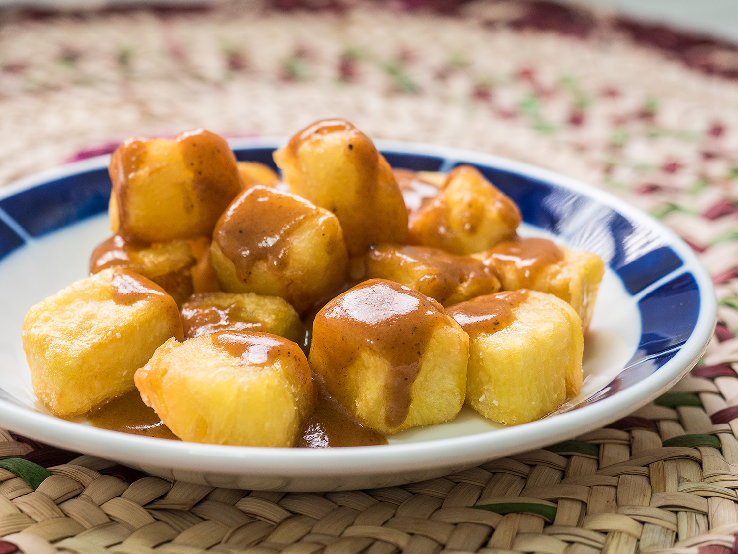 receta-patatas-bravas-tragaldabas-profesionales